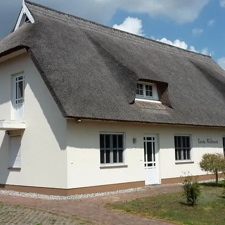 Holiday home Tante Waltraut In Garz Auf Usedom